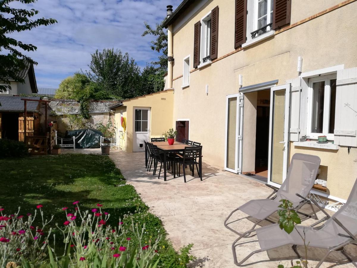 Celine'Home Saint-Germain-sur-Morin Dış mekan fotoğraf